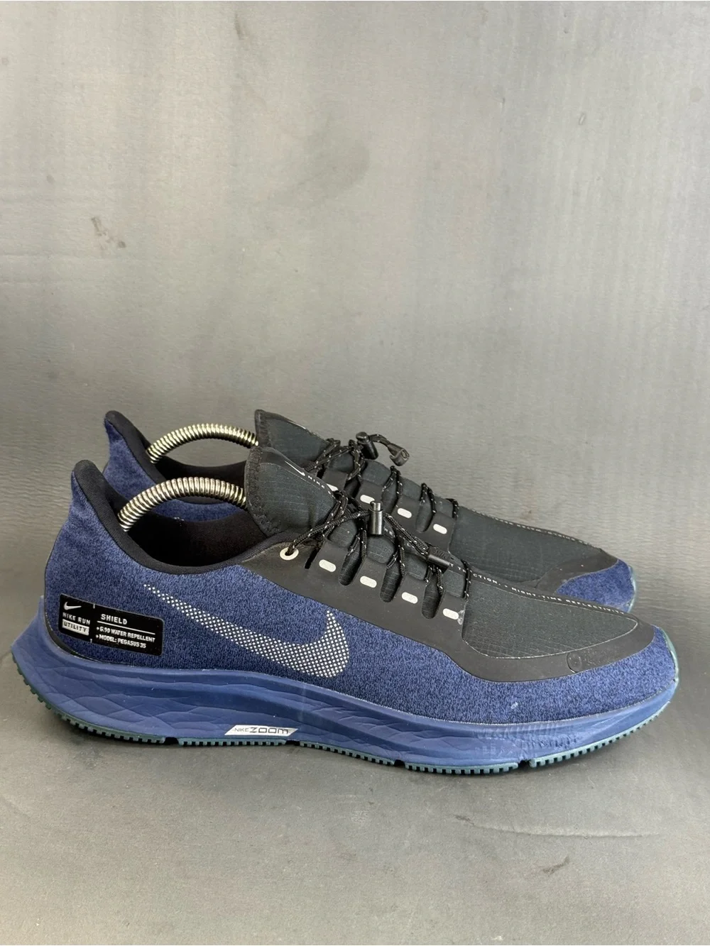 Nike Air Zoom Pegasus 35 Shield 'Black Blue Void' athletic shoes men’s size 11